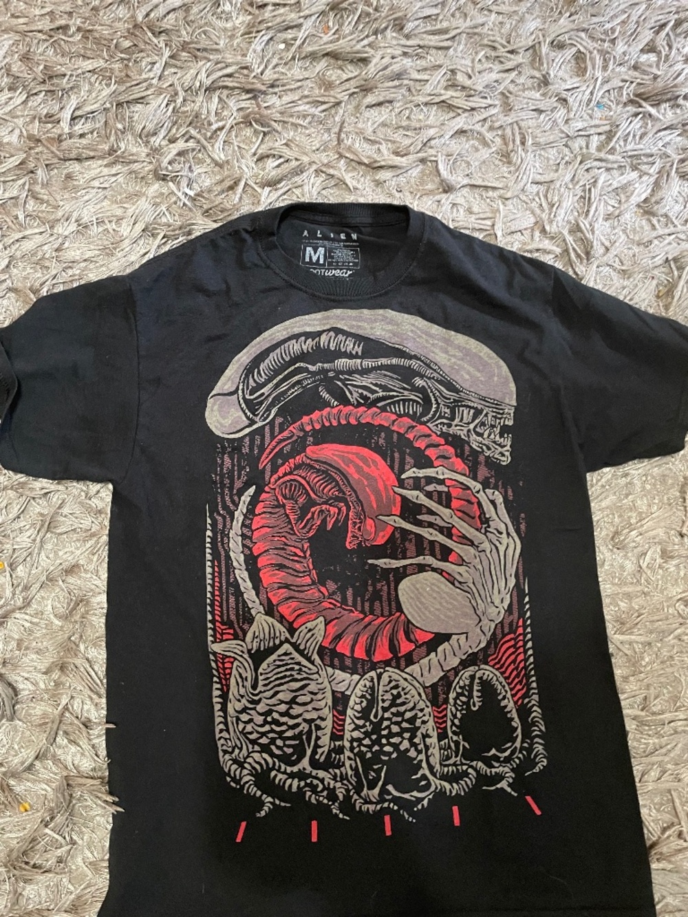 Alien loot wear lootwear sci fi shirt medium women